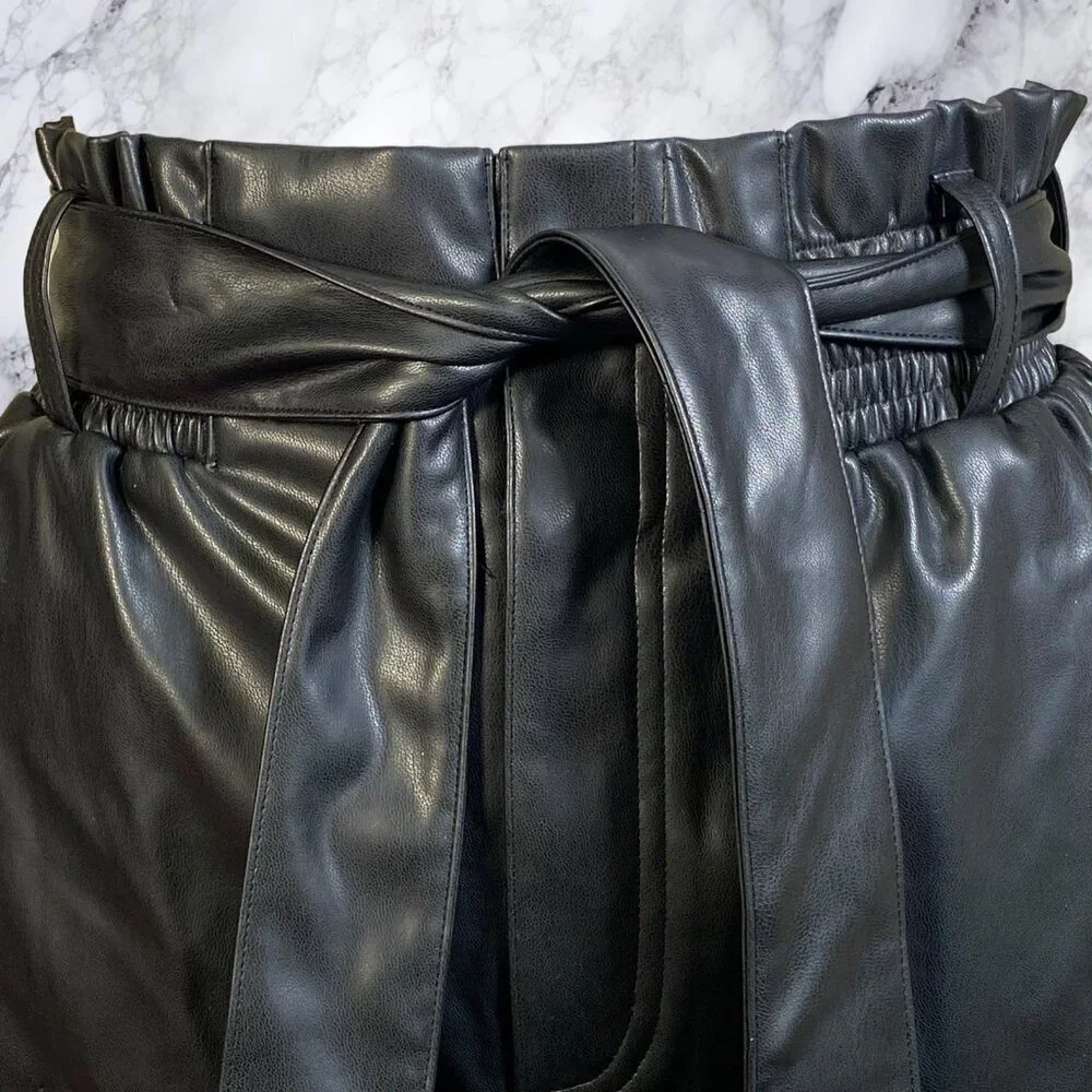 superdown Kenzie Faux Leather Short in Black